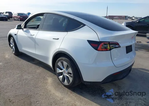 2021 Tesla Model Y Long Range Dual Motor All-Wheel Drive z USA, uszkodzony, nr VIN 5YJYGDEE0MF140471